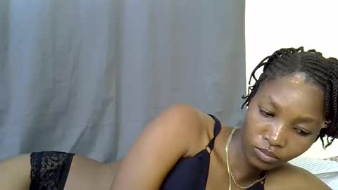 Snapshot of naughtyy4u chatting on 03.02.26 naughtyy4u online show from 03.02.26