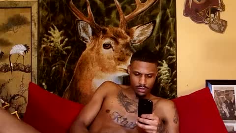 Snapshot of naughtyy_ken chatting on 01.22.25 Mekhi or Khi online show from 01.22.25