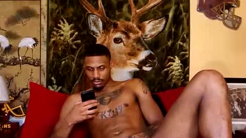 Snapshot of naughtyy_ken chatting on 01.28.25 Mekhi or Khi online show from 01.28.25