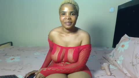 Snapshot of naughtyzuri chatting on 09.11.25 naughty online show from 09.11.25