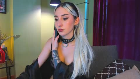 Snapshot of naugthymila3 chatting on 04.08.26 Mila aka Dominika - Nov 20 Birthday show Onlyfans Naugthymila online show from 04.08.26