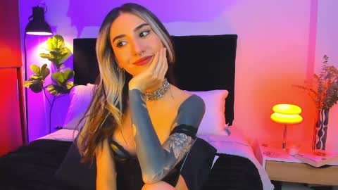 Snapshot of naugthymila3 chatting on 04.23.26 Mila aka Dominika - Nov 20 Birthday show Onlyfans Naugthymila online show from 04.23.26