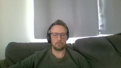 nawtydom1977 online show from 12.17.25