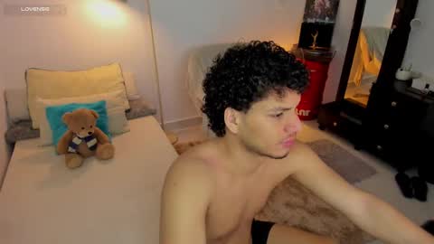 Snapshot of naxttan chatting on 09.26.25 Natan online show from 09.26.25