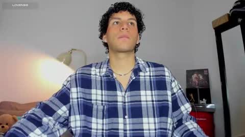 Snapshot of naxttan chatting on 10.16.25 Natan online show from 10.16.25