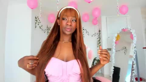 Snapshot of nayah_williams chatting on 02.20.25 Nayah Williams - OnlyFans online show from 02.20.25