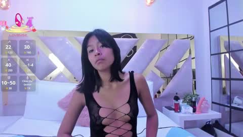 nayara_macherano online show from 02.28.25