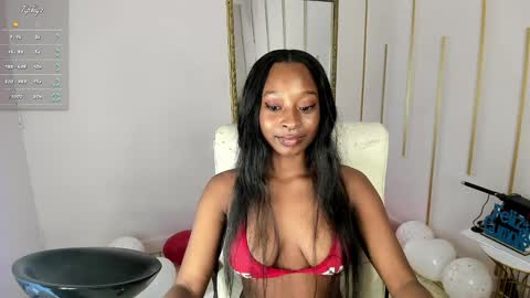Nayaris 3 online show from 12.20.24
