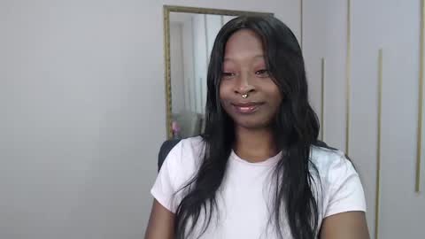 Nayaris 3 online show from 04.19.26