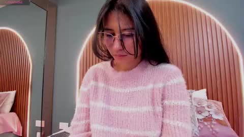 Naye  online show from 10.17.25