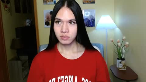 Nayika Huge online show from 12.08.24