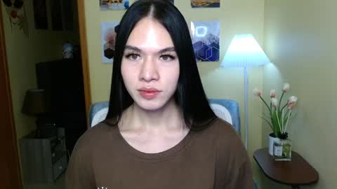 Nayika Huge online show from 12.27.24