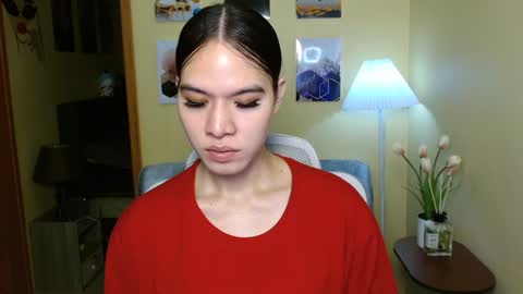 Nayika Huge online show from 12.30.24