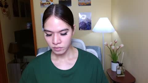 Nayika Huge online show from 01.18.25