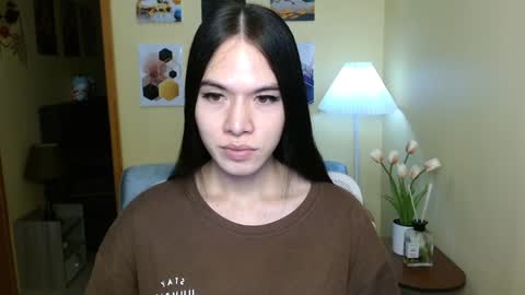 Nayika Huge online show from 01.25.25