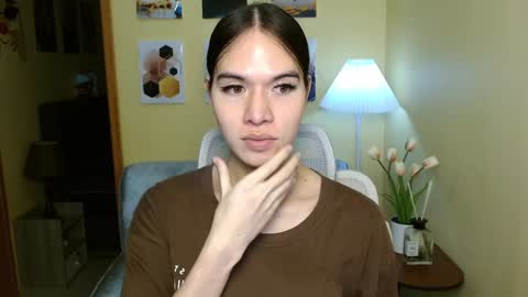 Nayika Huge online show from 01.31.25