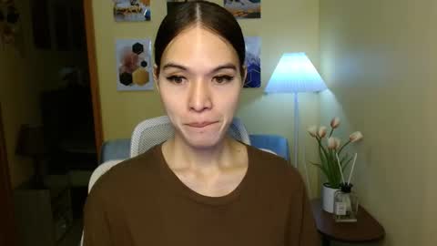 Nayika Huge online show from 09.09.25