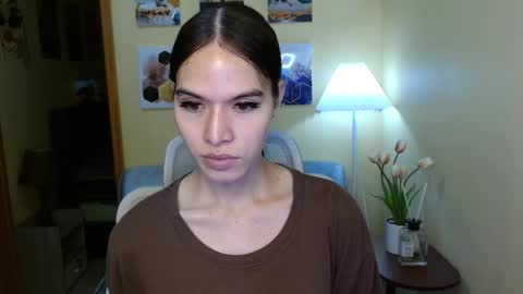 Nayika Huge online show from 09.16.25