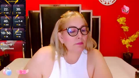 Snapshot of nayla_garner chatting on 12.23.24 Lady Nayla online show from 12.23.24