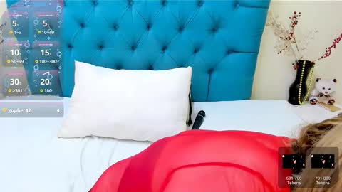 Lady Nayla online show from 11.26.25