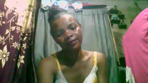 Snapshot of naylah313 chatting on 02.10.26 Nayla online show from 02.10.26