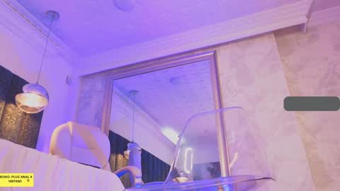 Juli  online show from 01.22.25