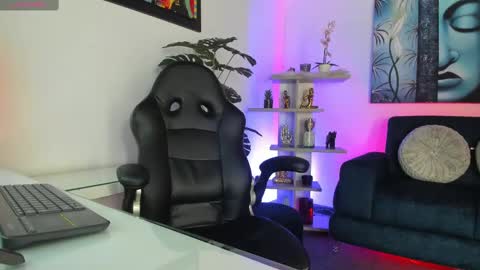 Hellen online show from 09.20.25