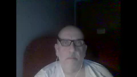 Snapshot of needlesslove chatting on 01.25.25 Tom online show from 01.25.25