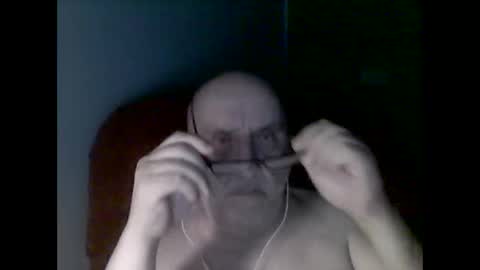 Snapshot of needlesslove chatting on 11.17.25 Tom online show from 11.17.25