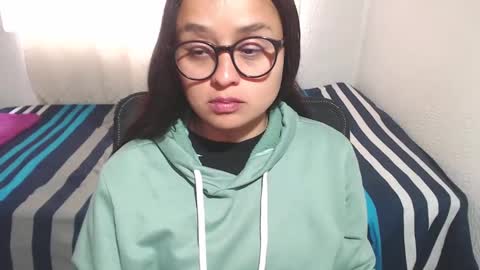 Zoe online show from 09.17.25