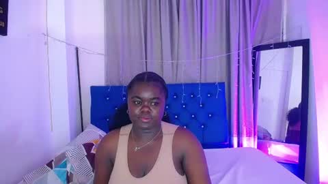 Snapshot of neighbor_ebony chatting on 07.02.26 CHIKY online show from 07.02.26