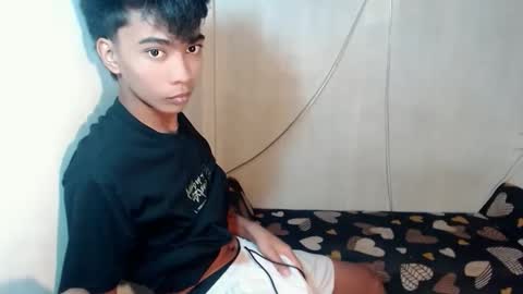 neil_asian69 online show from 12.23.25