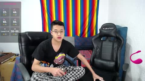 Snapshot of neithan_and_scott_ chatting on 12.11.24 NEW ONLYFANS OF SCOTT online show from 12.11.24