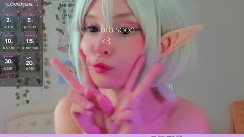 neko_kitsune online show from 12.27.24