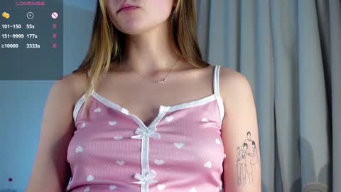 Lana online show from 01.05.25