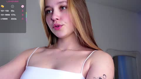 Lana online show from 02.04.25