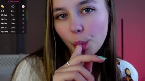 Lana online show from 02.07.25