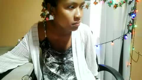 Snapshot of nelia_84 chatting on 05.28.26 nelia_84 online show from 05.28.26