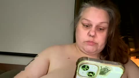 Snapshot of nellatlas chatting on 10.13.25 Nellie Atlas online show from 10.13.25