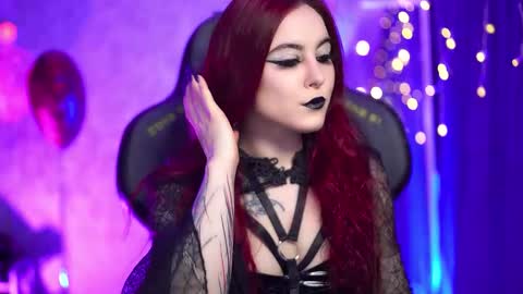 Snapshot of nelle_ chatting on 03.12.26 online show from 03.12.26