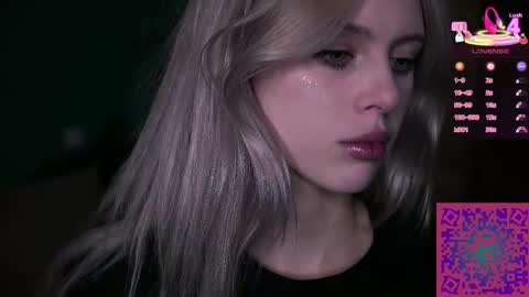 I am Nelly3 online show from 10.19.25