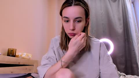 Snapshot of nelly_yy chatting on 02.02.25 nelly_yy online show from 02.02.25