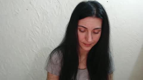 Nensy online show from 12.20.24
