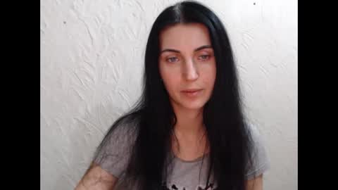 Nensy online show from 12.22.24