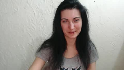 Nensy online show from 02.22.25