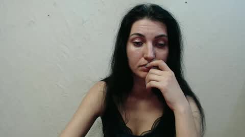 Nensy online show from 03.03.25