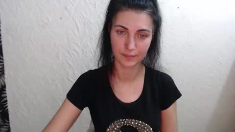 Nensy online show from 12.22.25