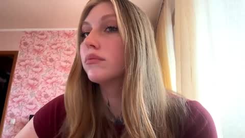 neomimaddern online show from 04.08.26