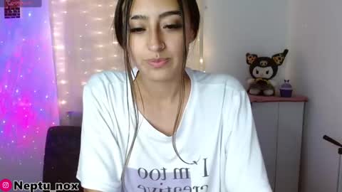 Snapshot of neptu_noxx chatting on 01.12.25 Neptu noxx online show from 01.12.25