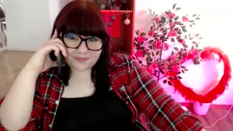 Snapshot of nereia chatting on 05.14.26 nereia online show from 05.14.26